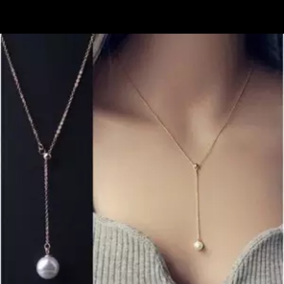 Jewelry - New! Silver Pearl Drop Necklace